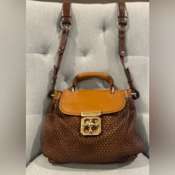 Unique Chloe Elsie 2-Way Bag with Turn-lock and Perforated Leather - Picture 4 of 10